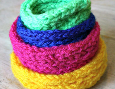 Knit stacking bowls
