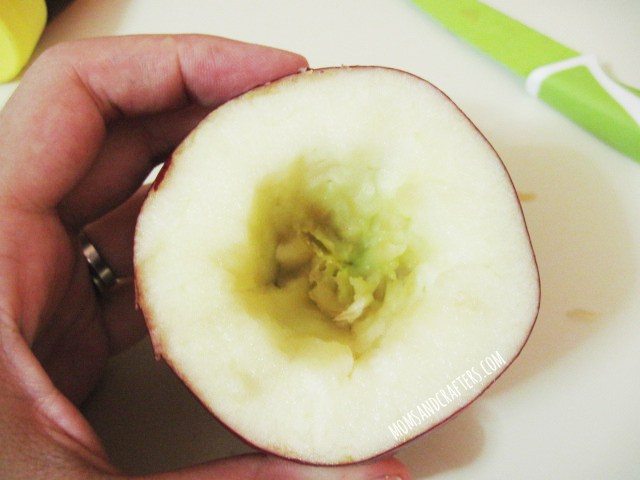 how to make a DIY apple honey dish