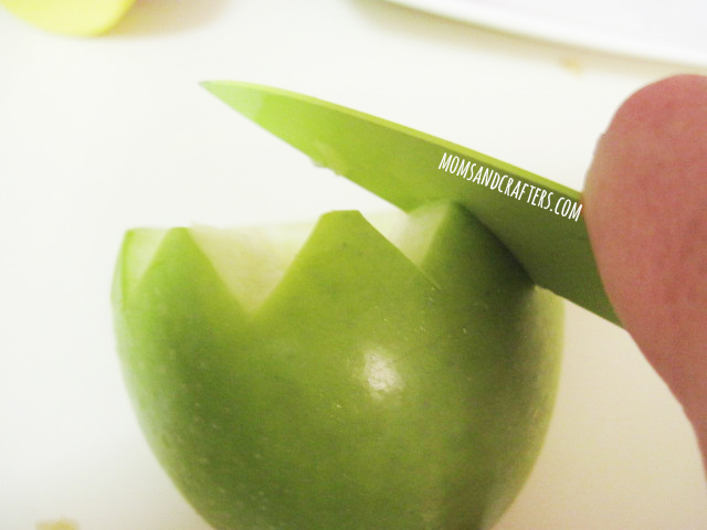how to make a DIY apple honey dish