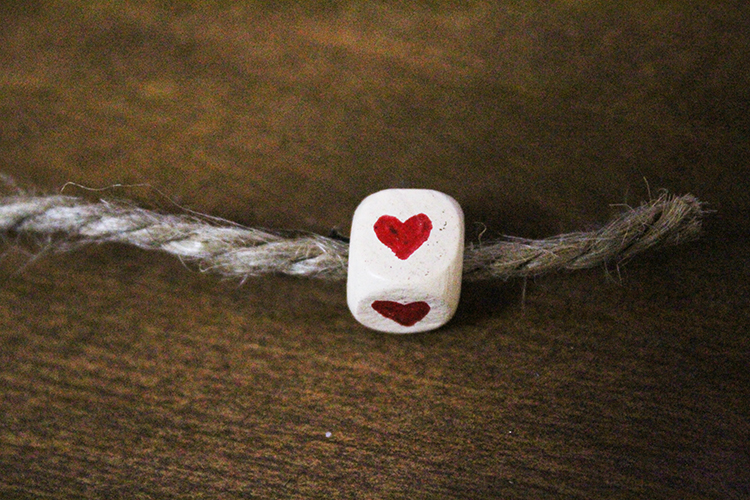 DIY heart friendship bracelets for valentines day!