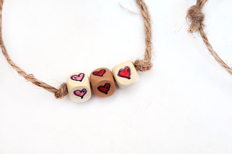 Heart Shape Friendship Bracelet Tutorial