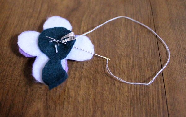 DIY Felt Flower Necklaces