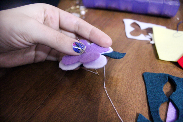 DIY Felt Flower Necklaces