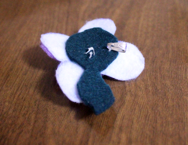 DIY Felt Flower Necklaces