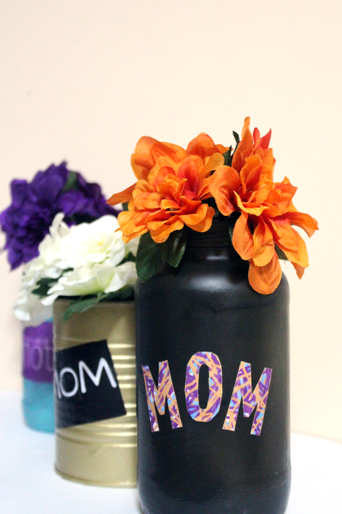 Make this beautiful Mother's Day Vase Craft for that special person in your life! You can also customize it for year round crafts and as a stunning DIY gift.