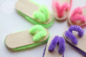 Craft-Stick-Flip-Flop-Pairs-Kids-Activities-Blog