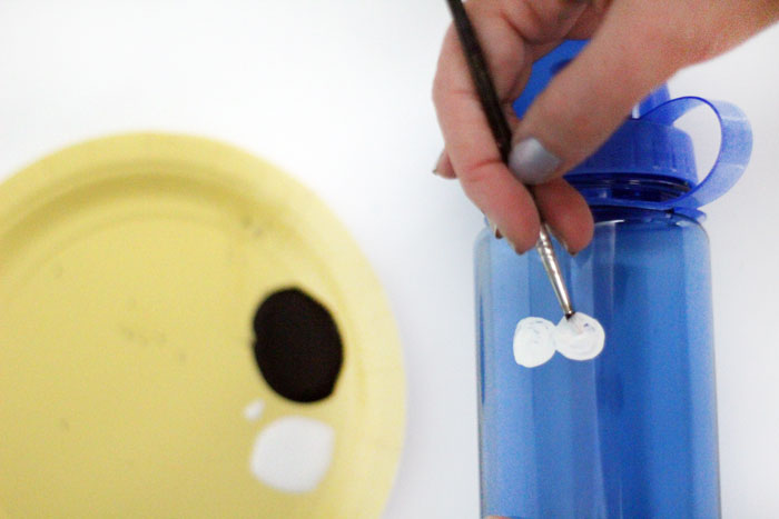 cookie-monster-inspired-water-bottle-2