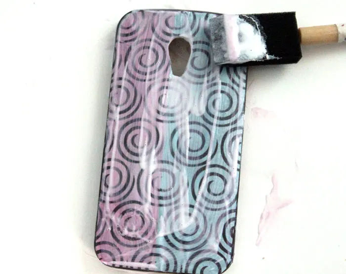 Customize a cell phone case
