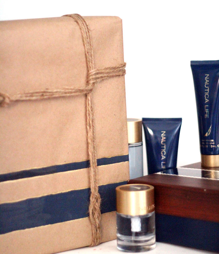 It's surprisingly easy to make this beautiful DIY nautical gift wrap for guys! Such a clever idea to wrap a gift for men.