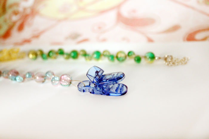 How to make a beaded pacifier holder - a new, fun tutorial! Make a DIY pacifier clip as a great easy baby shower gift, but first learn how to make it safely!