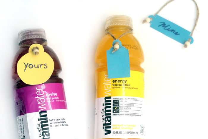 Make these fun DIY water bottle hang tags to remind you to drink, and to avoid confusion at family parties!