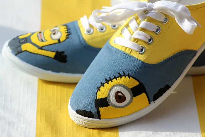 Make these adorable DIY Minion shoes by following these simple, step by step instructions. Such an adorable and fun minions craft for kids, moms, teens