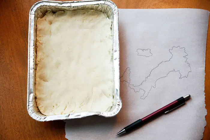 DIY clay maps are easy to make - and even more fun to play with! It's a great travel activity and craft for kids and an educational DIY toy