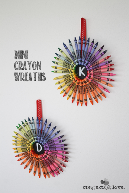 14 Things to Make with Crayons * Moms and Crafters