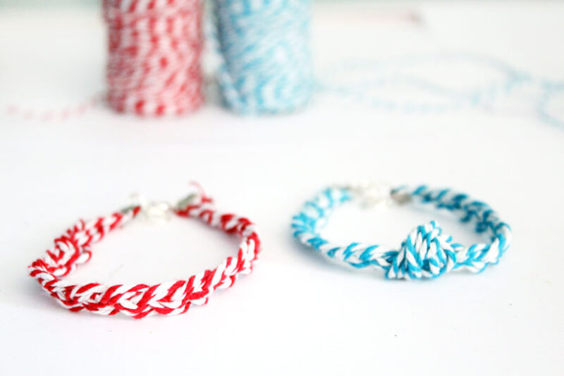 Make these adorable DIY braided friendship bracelet! A quirky jewelry making craft to learn some basic techniques.
