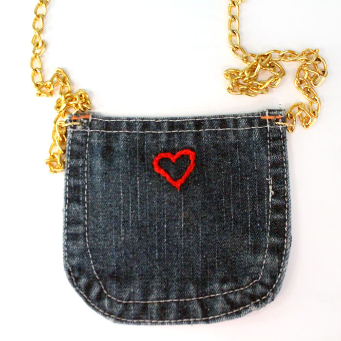 DIY Recycled Jeans Purse (No Sew)