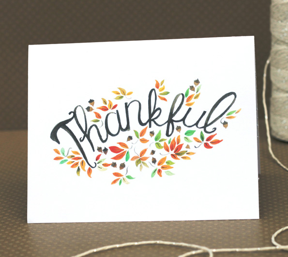 A list of the best free Thanksgiving printables! Including home decor, table settings, cards, kids activities, and more.