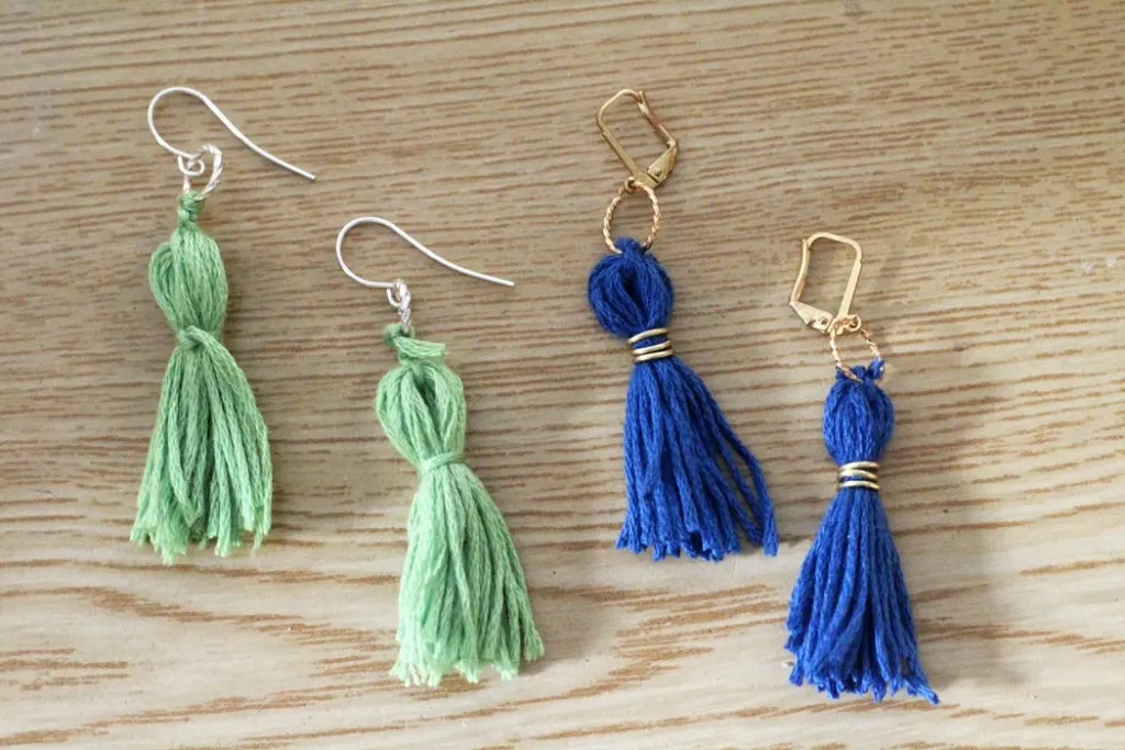 Make these super easy tassel earrings - a simple tassel craft and great beginner jewelry making DIY idea!