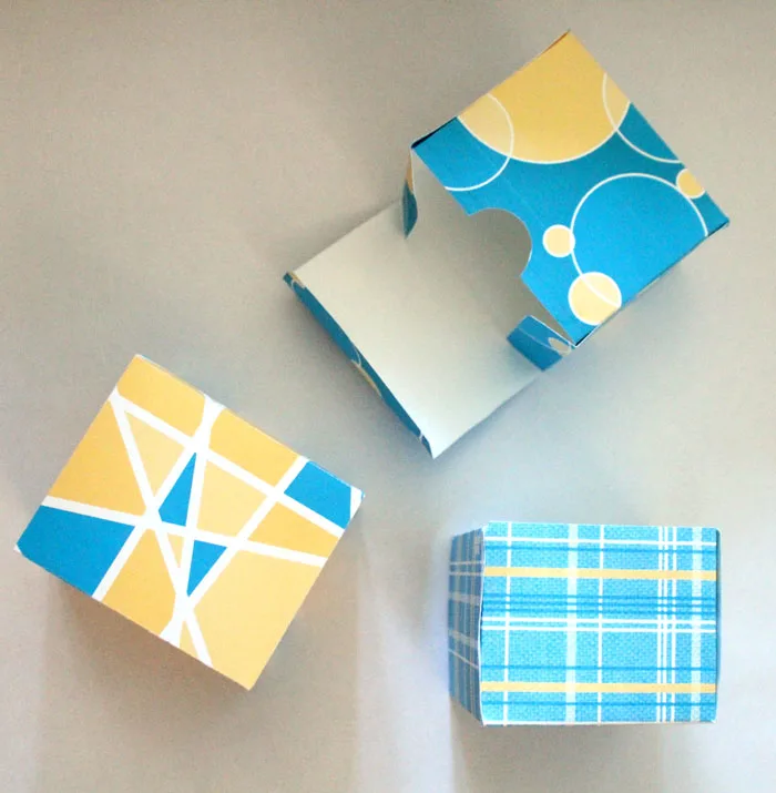 Download these FREE printable gift boxes for your holiday or year-round gift-giving needs! What a great, cheap, affordable gift idea. It's perfect for wrapping small presents, chocolates, treats, and jewelry, in an easy DIY way.