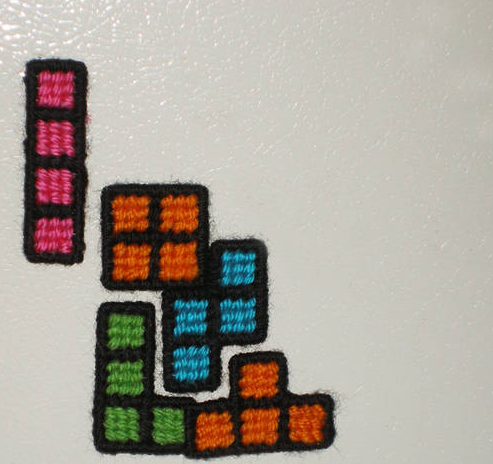 You don't need to be a nerd to love these amazing TETRIS CRAFTS and DIY ideas! They are great for geeks, for giving as gifts, or just for fun.