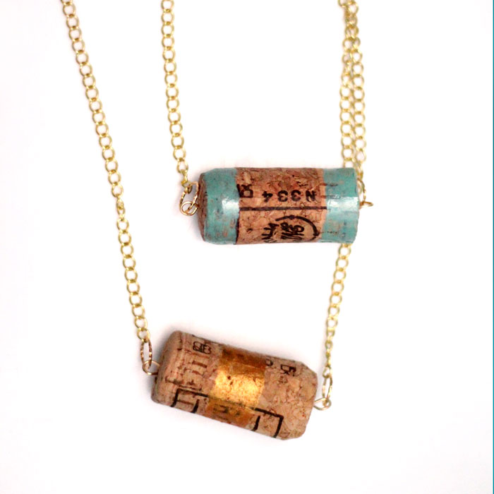 I'm always looking for ways to recycle wine corks and this DIY cork necklace craft is so easy and pretty! It's a beginner jewelry making craft, cheap, and great for teens too!