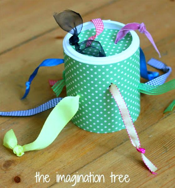 Why buy if you can DIY? These 14 DIY baby toys make perfect gifts for the new mom or baby! From rattles, to mobiles, and more, these are all easy crafts - you don't need crazy skills to make them!