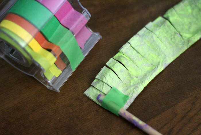 I made these beautiful egg carton flowers as a collaborative craft with my toddler! He had so much fun and is so proud of them! If you're looking for a pretty flower kids craft made fro upcycled materials, this is definitely one to try!