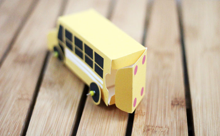 Grab these free printable school bus treat boxes for free! They include pillow box and a 3D bus that also makes a great toy. Perfect for back to school parties, transportation themed birthday party, or even as a gift box to thank a bus driver before school ends!