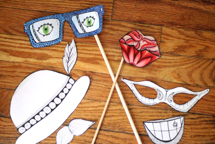 I love this fun party idea! Get these free printable color-in photo props coloring pages for adults, have people color them in, take Instax photos with them, and send home a fun souvenir.