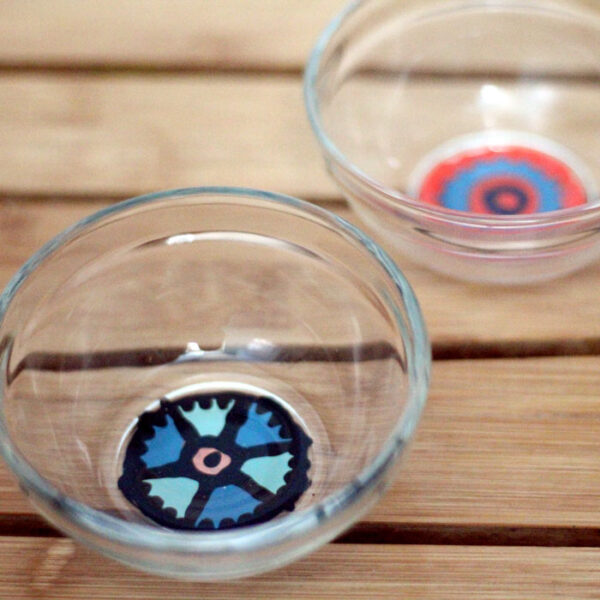 DIY Painted Glass Bowls * Moms and Crafters