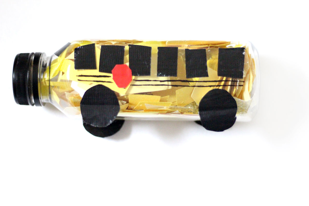 Practice scissor skills in this fun back to school craft to prepare for preschool or kindergarten! This DIY school bus discovery bottle is a cool DIY toy that also doubles as an educational activity for toddlers and preschoolers.