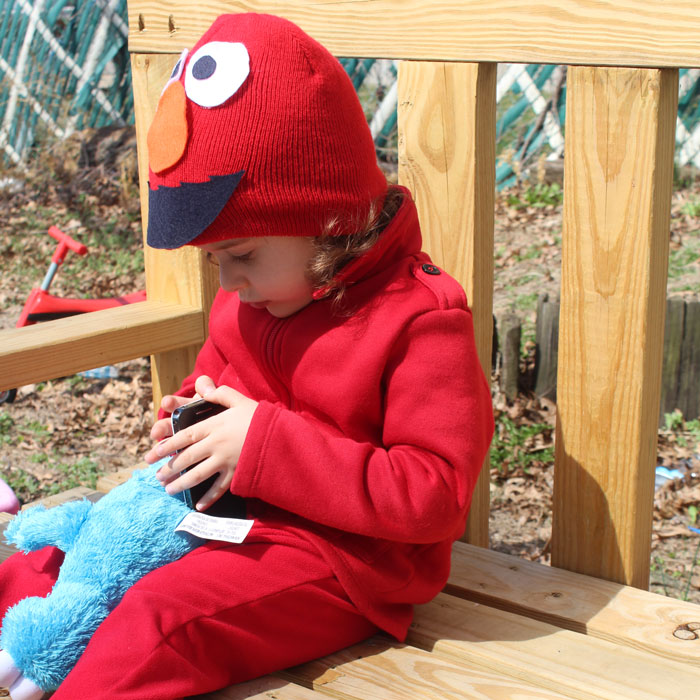 I made this easy DIY Elmo costume for my toddler in minutes! It's a simple, frugal, easy costume idea for toddlers or preschoolers who love Sesame Street and is a no-sew solution for moms who need to do things quickly. Perfect for Halloween or Purim.