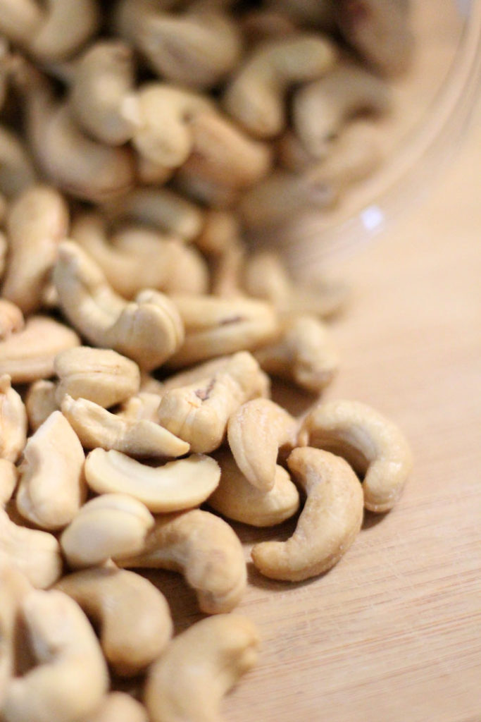 11 Healthier Snacks for Breastfeeding Moms * Moms and Crafters