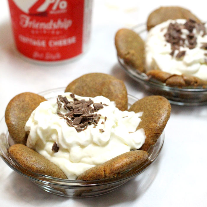 Supefood dessert? Yes, please! These tiramisu-inspired mini pies pack in some extra protein by using COTTAGE CHEESE! It's absolutely delicious and easy to make this dessert recipe because yes, this IS the shortcut version. So there you have it - an easy, fun coffee-flavored snack or dessert with extra protein, perfect for busy and breastfeeding moms.