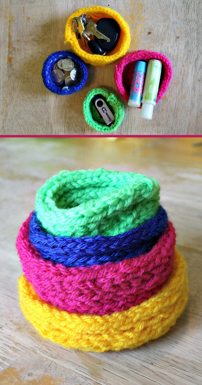 Make a lovely set of knit stacking bowls to organize your surface and hold trinkets, change, keys and more! It's perfect for toiletries, to spice up your bathroom decor, and more.