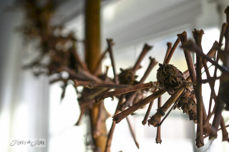 twig-pinecone-garland-0060