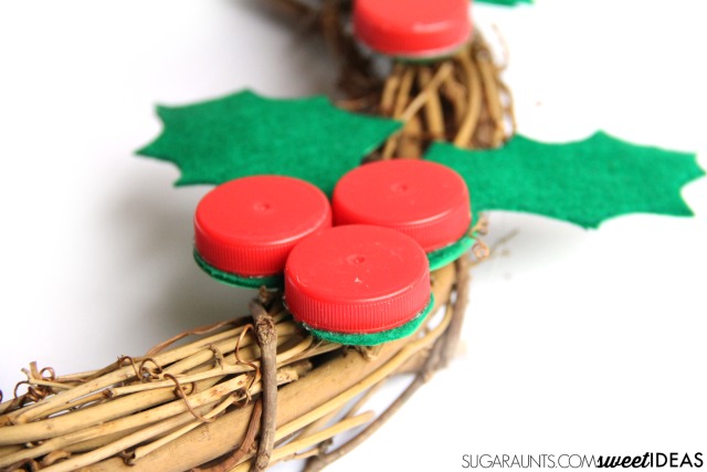 I love these recycled bottle cap crafts and DIY ideas! I love to collect beer bottle caps AND plastic soda bottle caps, and then making crafts for kids, seasonal crafts, art projects, diy toys, magnets and more with them.