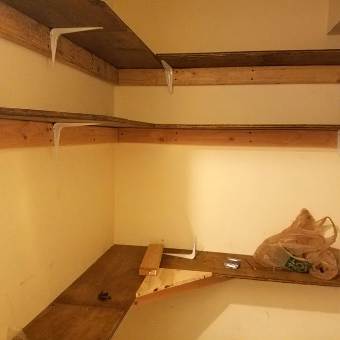Have you ever considered builting a craft room in a closet? It's not as hard as you think! With the right plan, you can make a very functional craft area in a tiny space. It's a DIY home project you don't want to miss!