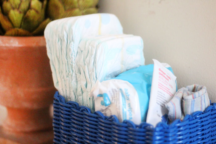 Two in Diapers: 5 mom-to-mom tips * Moms and Crafters