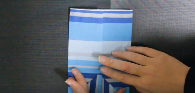 Try this dreidel napkin fold for your Hanukkah celebrations! These DIY dreidel napkins are perfect for your Chanukah party, make great Hanukkah decor and will finish off your tablescape.