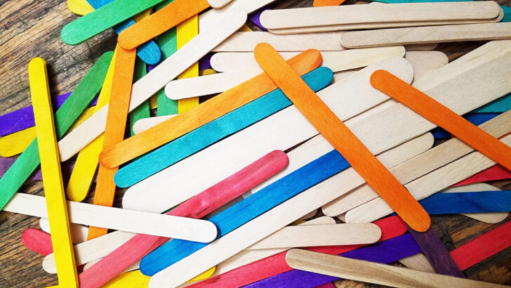 16 Beautiful Popsicle Stick Crafts