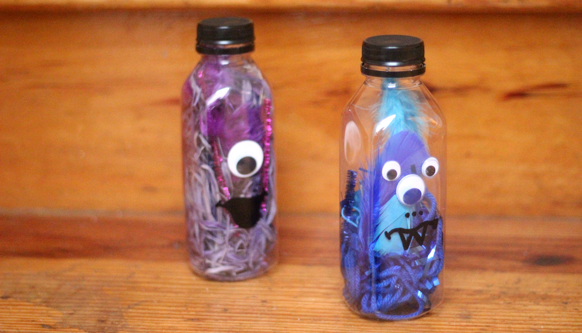 Make favorite color discovery bottles - a child-led activity that's perfect for teaching colors! This color activity for toddlers, preschoolers, and kindergarten is a great kid-made sensory bottle that will be played with for hours!