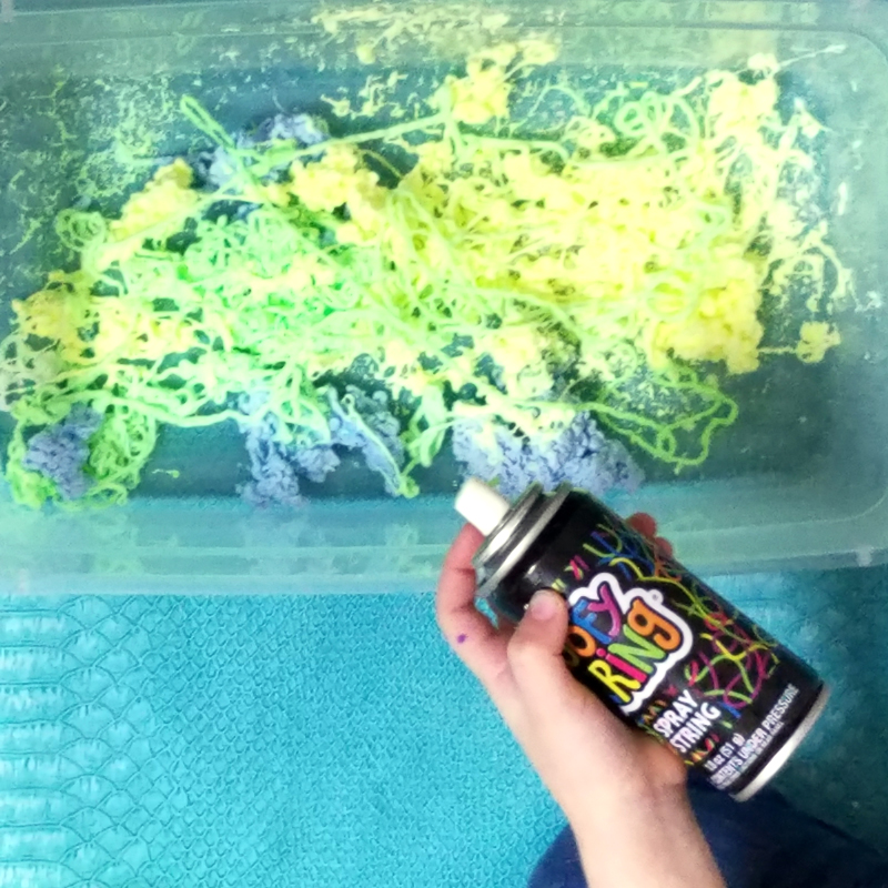 Make a slippery slimy snake sensory bin - the perfect sensory activity for preschoolers! This water play idea is so quick and easy to set up and such a sanity-saver.