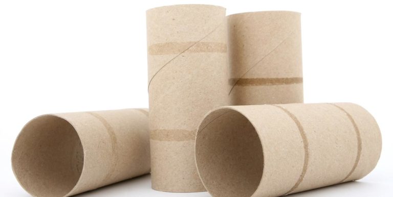 14 Toilet Paper Roll Crafts – Easy + Functional ideas