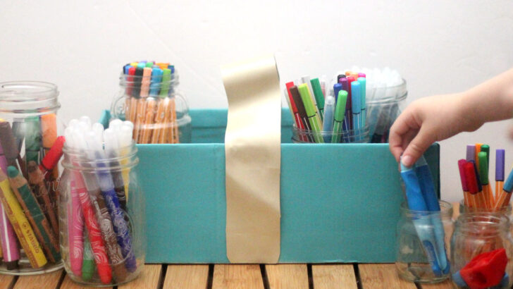 DIY Marker Storage Caddy – a Portable Family Art Station