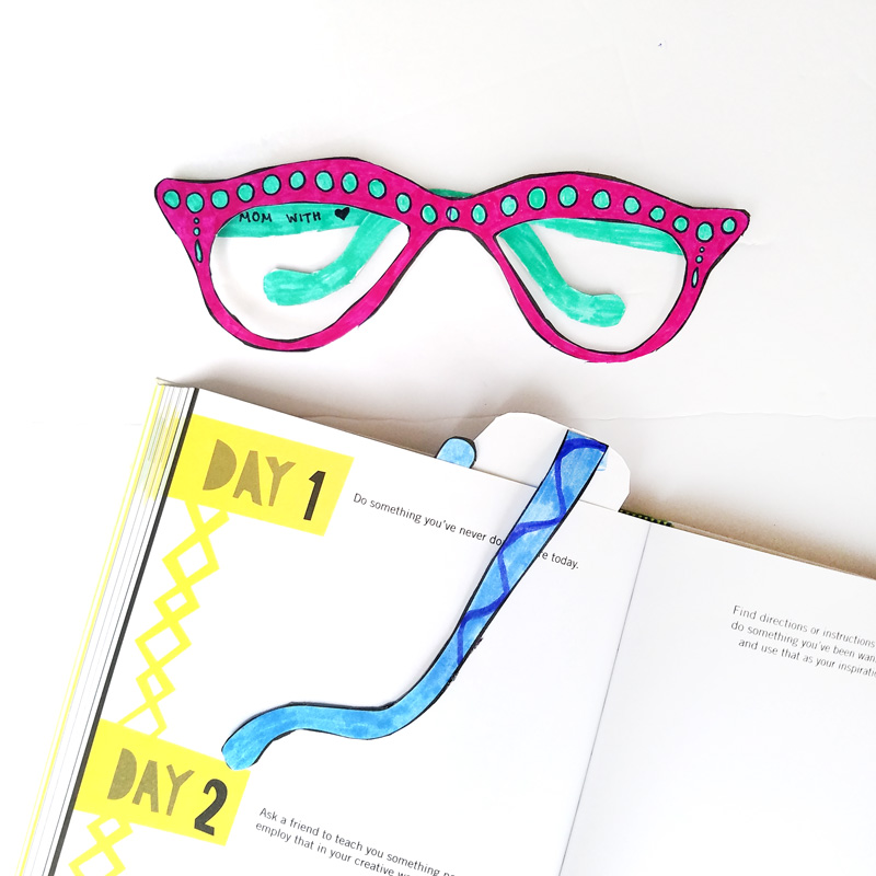 Print and craft these free printable "reading glasses" coloring bookmarks - these cool bookmarks coloring pages for adults (and kids too!) are a fun paper craft and boredom buster! These magnetic DIY bookmarks stay in place and are so much fun to create!