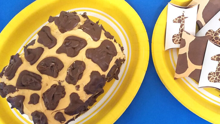 Giraffe Birthday Cake