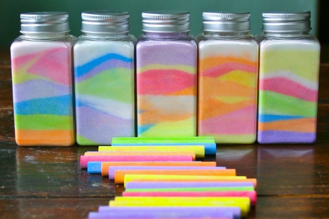 If you're looking for cool things to make with baby food jars, this list is perfect for you! You'll find easy recycled jar crafts for moms, teens, kids, and even toddlers!