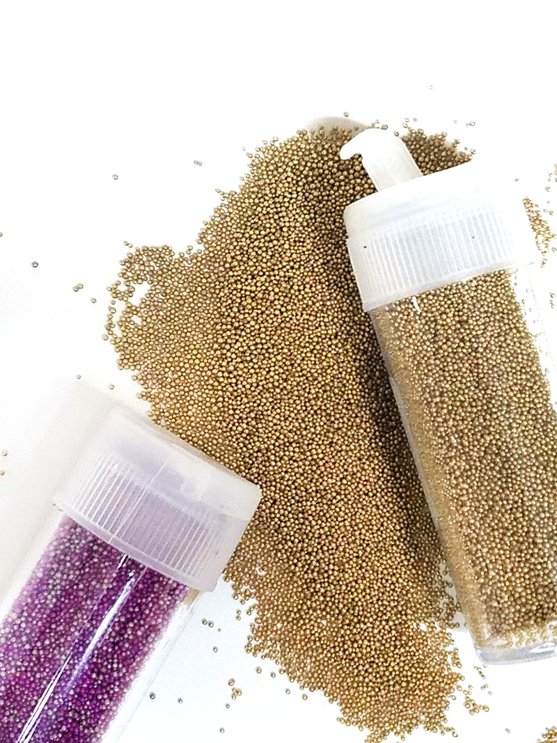 If you love crafting with glitter but want an eco friendly glitter option, these biodegradable glitter ideas inclde some glitters and glitter alternatives. #glitter #teencrafts #ecofriendly