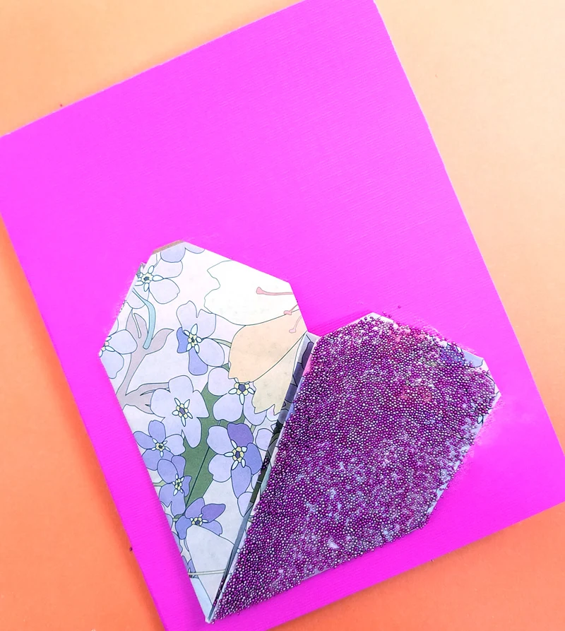 Make this sweet little origami heart card craft - an easy and fun paper craft for tweens and the perfect valentine's day craft for teens too! #valentinesday #valentine #teencraft #tweencraft #papercraft #origami #heart